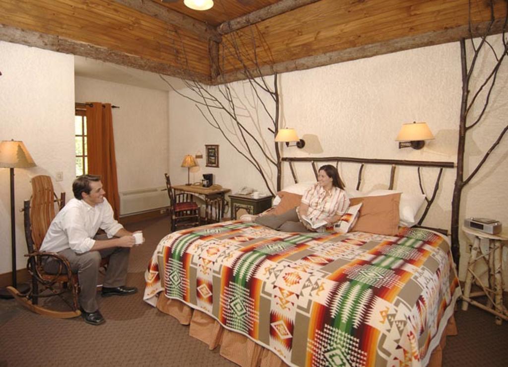 Finger Lakes Lodging Skaneateles Habitación foto